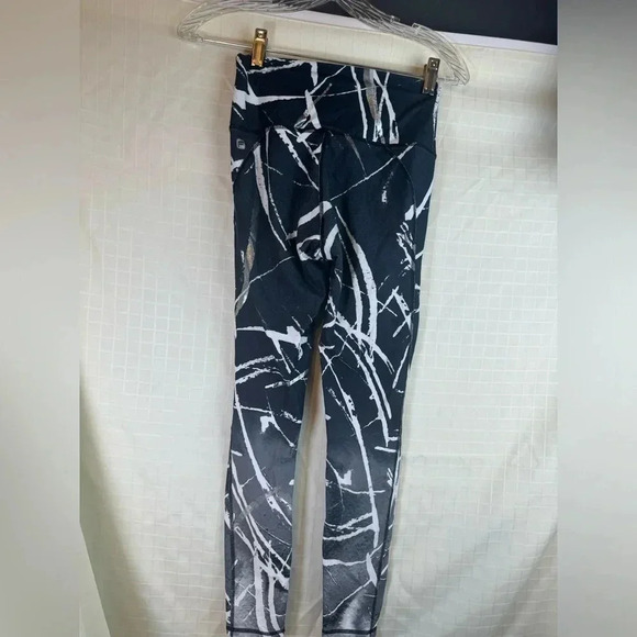 Fabletics Pants - Fabletics Leggings White/ Black Womens Athletic Workout XXS.